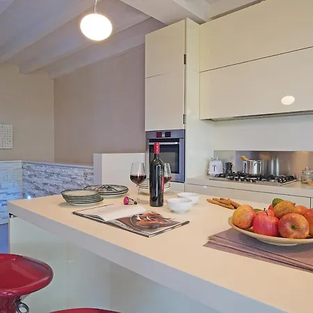Giulia Luxury Apartamento *